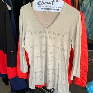 Burberry tee
